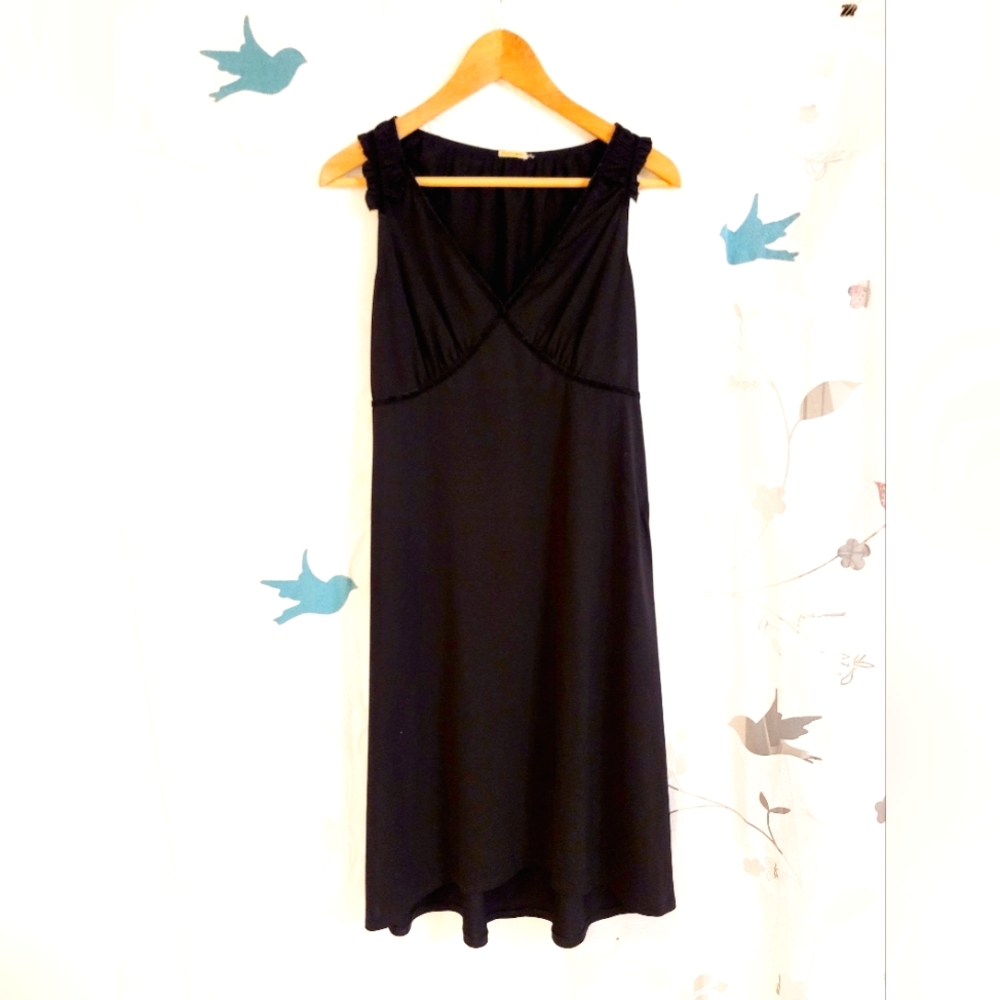 Max Studio black with velvet midi dress size small